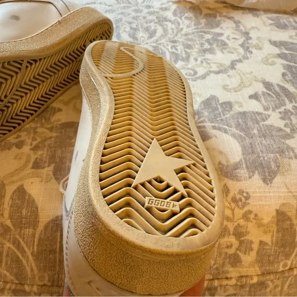 💯 Authentic GOLDEN GOOSE 'BALL STAR' GRAY AND SILVER 39/9 - Picture 9 of 11